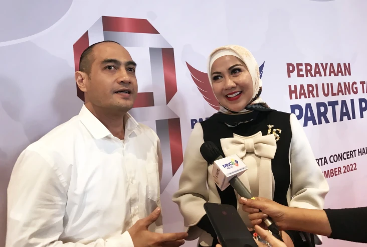 Venna Melinda Bangga...