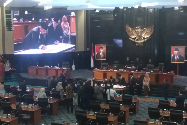 KUA-PPAS APBD DKI Jakarta...