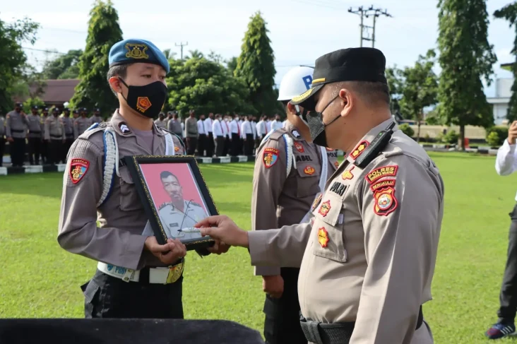 Mangkir Tugas 30 Hari,...