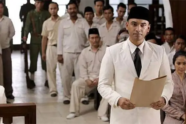 5 Artis Pemeran Pahlawan...