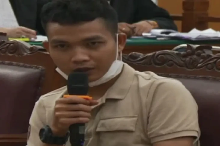 Keterangan Berubah-ubah,...