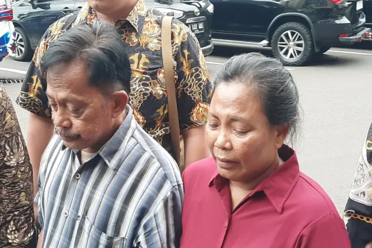 Pelaku Penghina Dewi...