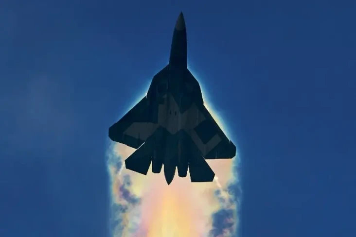 Sama-sama Pesaing Jet...