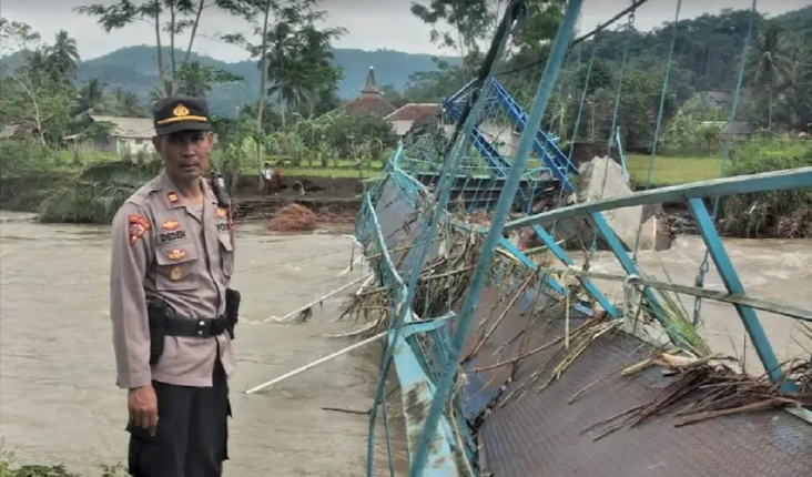 Miris! Jembatan Gantung...