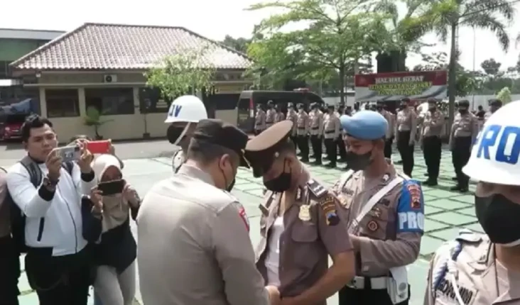 DPR Dukung Langkah Kapolda...