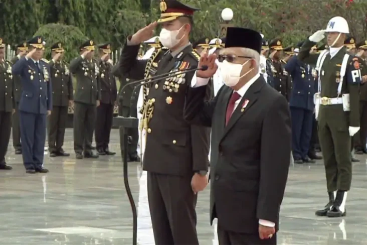 Wapres Maruf Amin Pimpin...