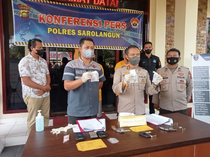 Miliki Senpi Rakitan,...