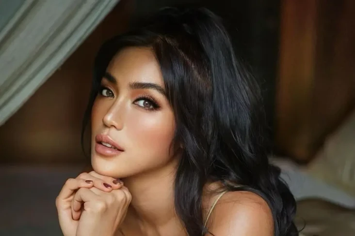 Jessica Iskandar Minta...