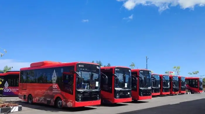 Damri Operasikan 24...
