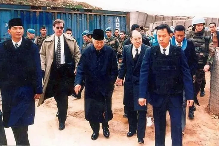 Kisah Jenderal TNI Berpakaian...