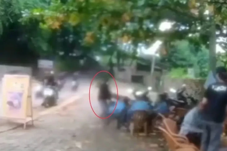 Polisi Selidiki Penyerangan...