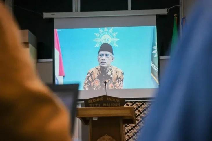 Akan Dibuka Jokowi,...