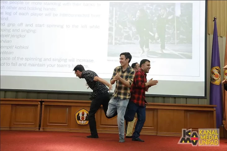 Begini Cara Unpad Kenalkan...