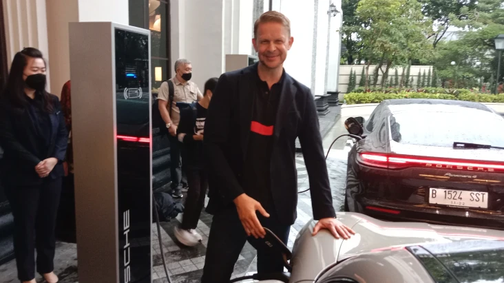 Porsche Siap Bangun...