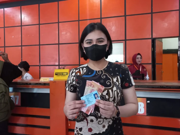 Kantor Pos Manado Buka...