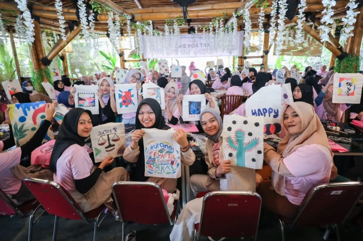 Asah Kreativitas Perempuan,...