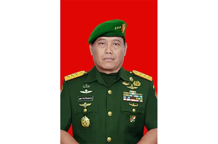 Profil dan Deretan Brevet...