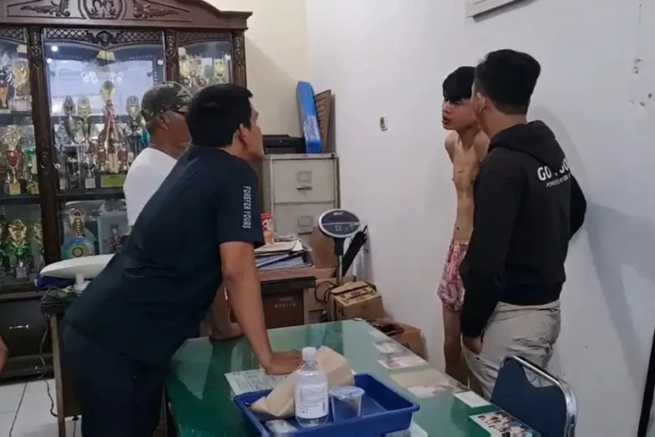 Apes! Maling Motor Bonyok...