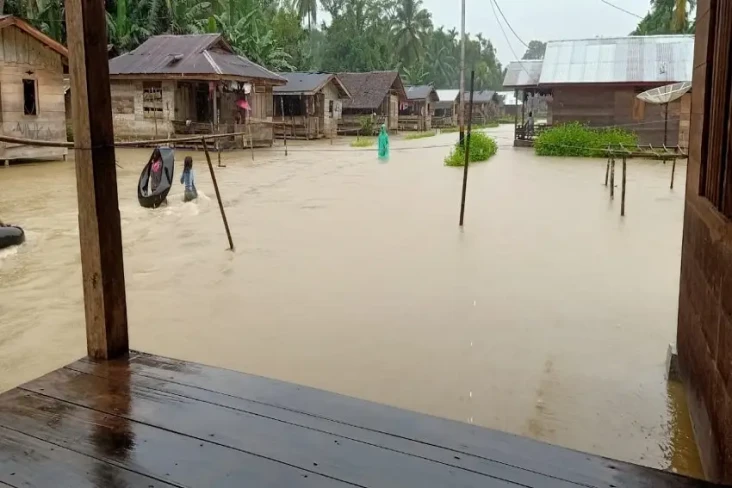 222 Rumah di Mentawai...