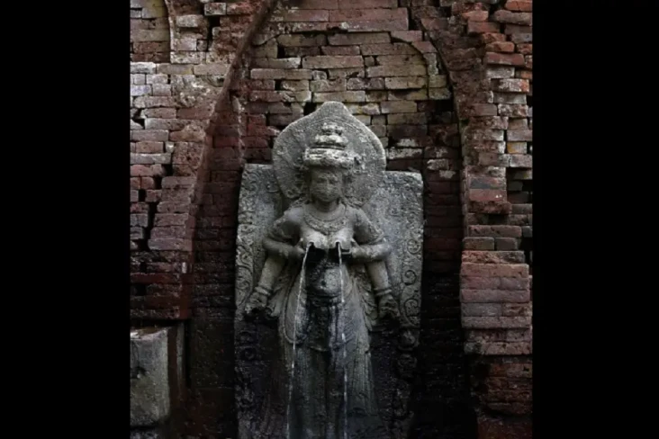 Kisah Candi Sumber Tetek,...