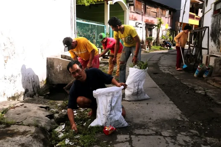Astaga! Sampah Domestik...