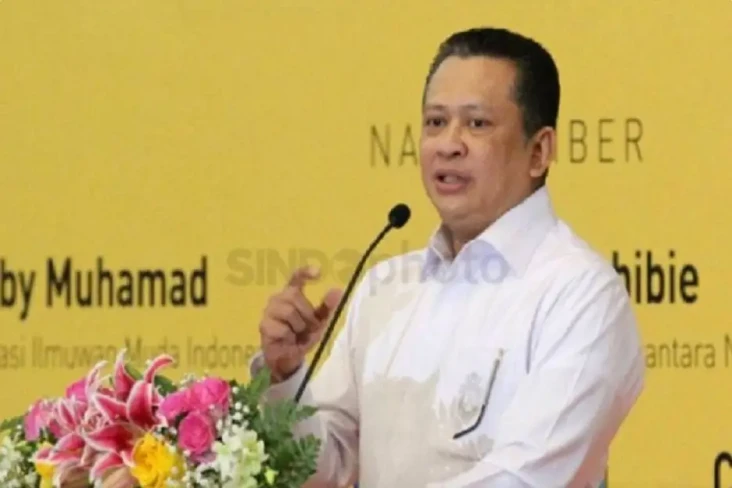 Ketua MPR Dukung Tambang...