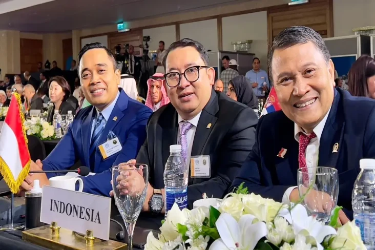 Fadli Zon Dorong Parlemen...