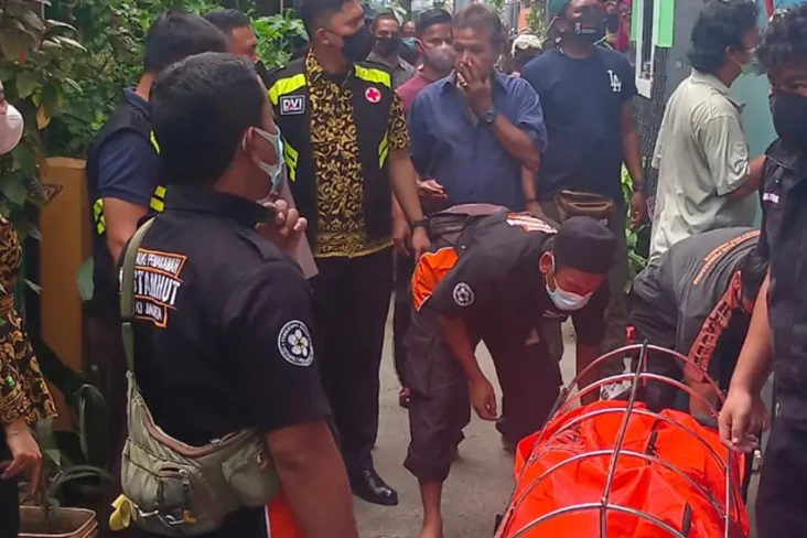 Koja Gempar! Ibu Rumah...