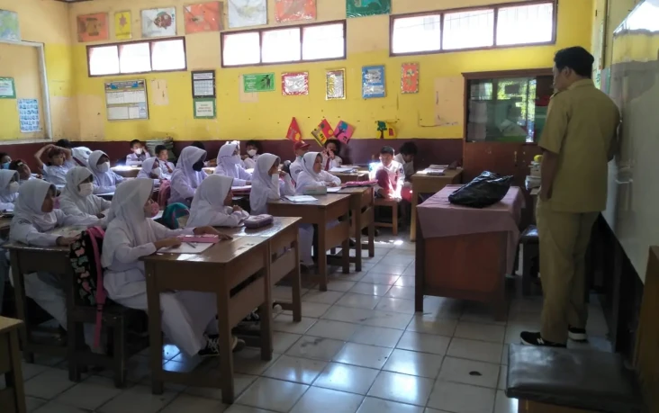 Sekolah di Bandung Barat...