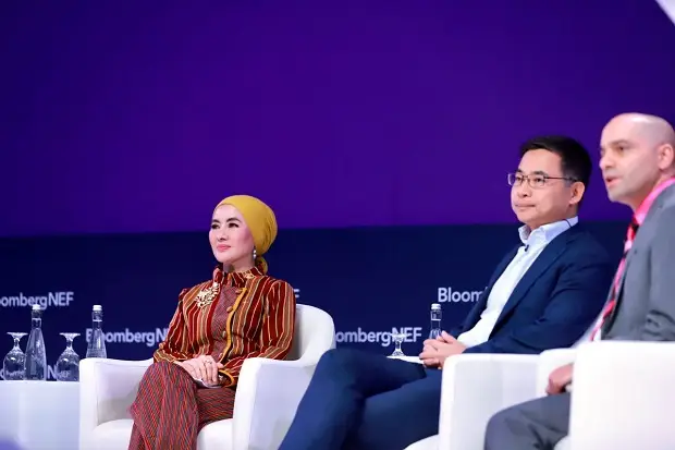Menyelaraskan Transisi...