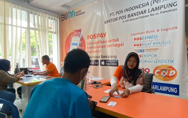 Ambil BSU di Kantor...