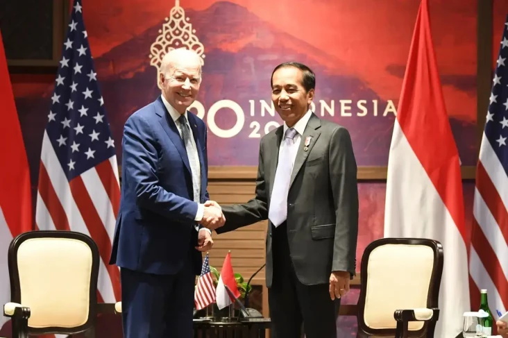 Pensiunkan PLTU Batu...