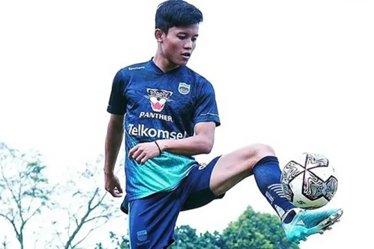 Profil Arsan Makarin:...
