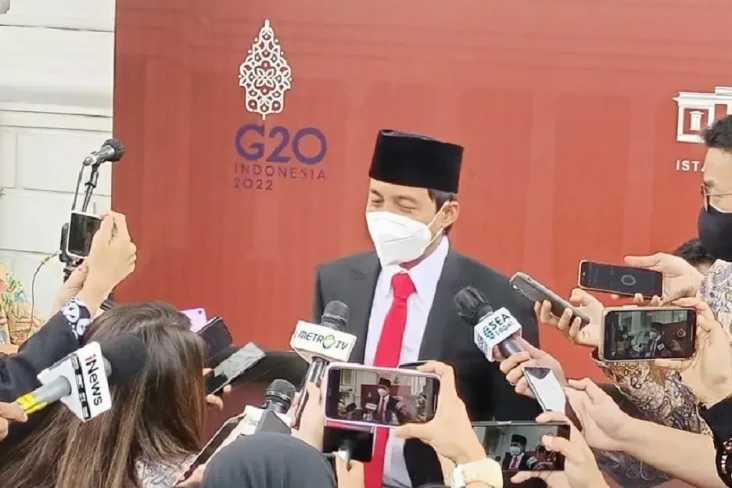 Soal Reshuffle Kabinet,...