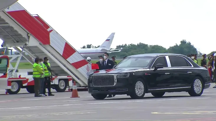 Evolusi Hongqi N701...