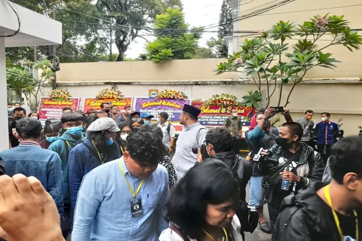 Rombongan Keluarga Korban...