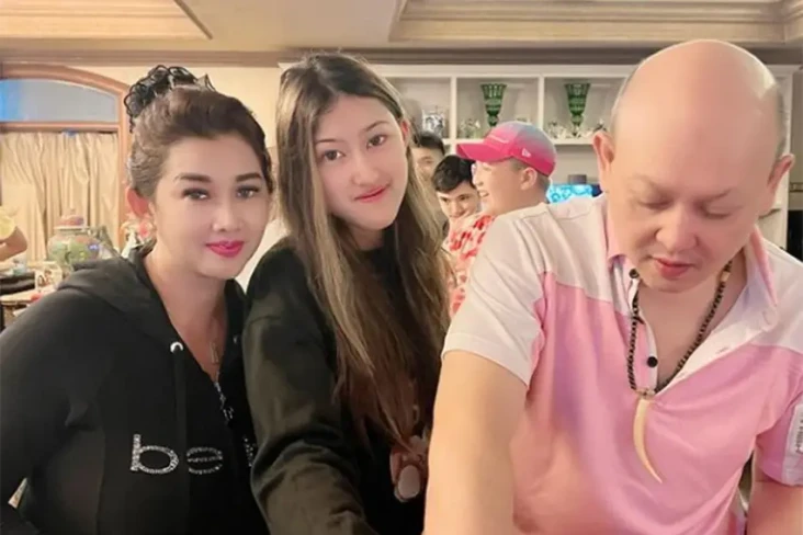 4 Artis yang Jadi Menantu...