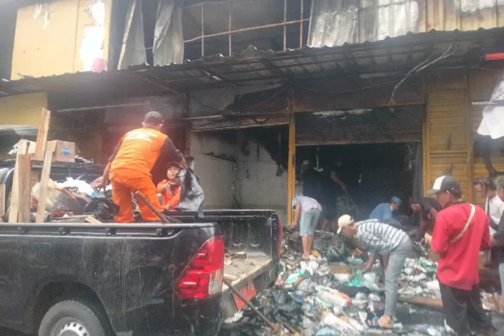 Kebakaran Pasar Pagi...