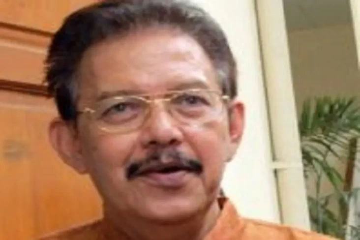Aktor Senior Rudy Salam...