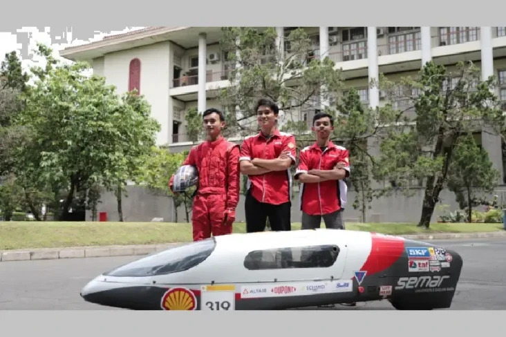 Karya Tim Semar UGM,...