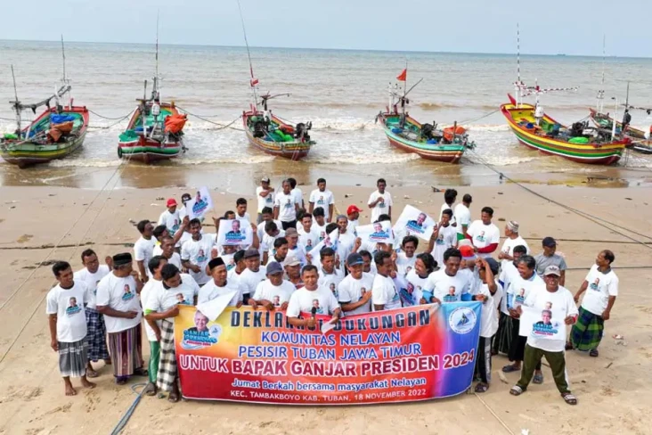 Nelayan di Pesisir Tuban...