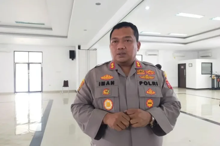 Ratusan Mahasiswa IPB...