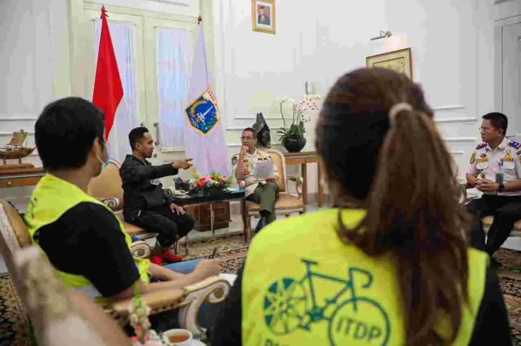 Terima Kunjungan Komunitas...