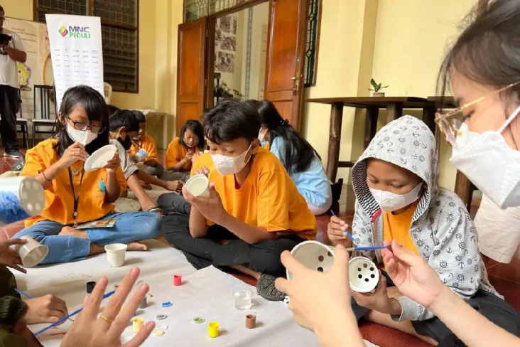 MNC Peduli Gelar Charity...