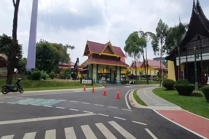 TMII Kaji Kendaraan...