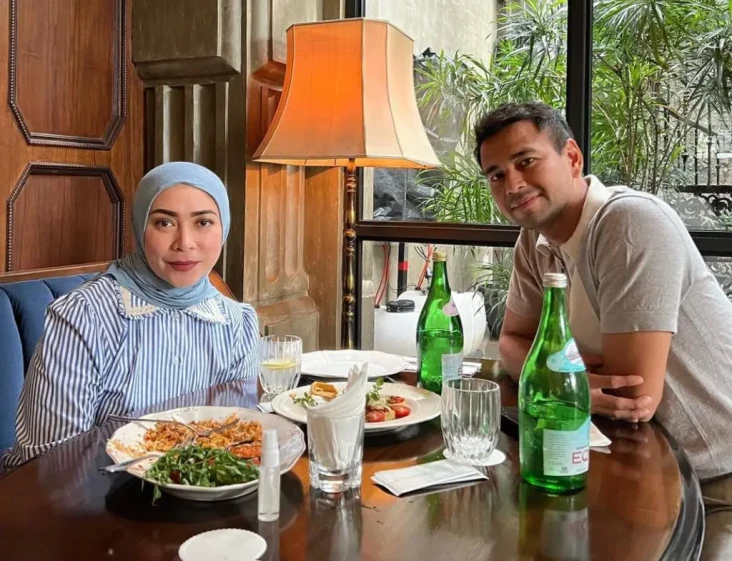 Melly Goeslaw Makin...