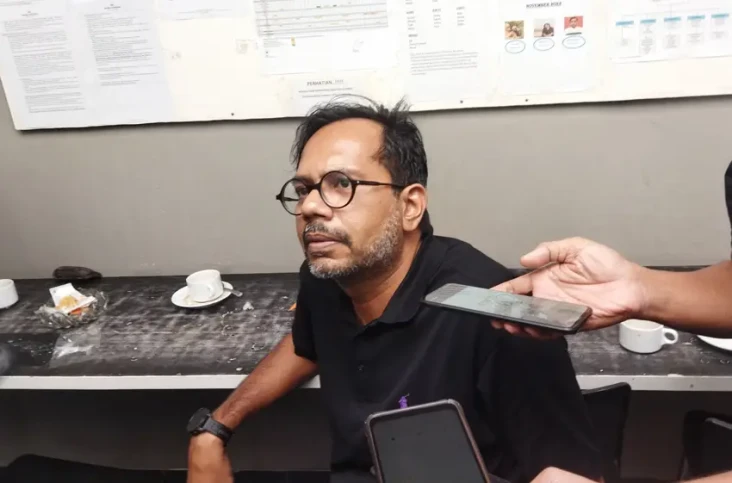Haris Azhar Kritik Habis...