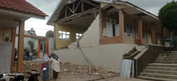 Gempa M5,6 Cianjur Terasa...