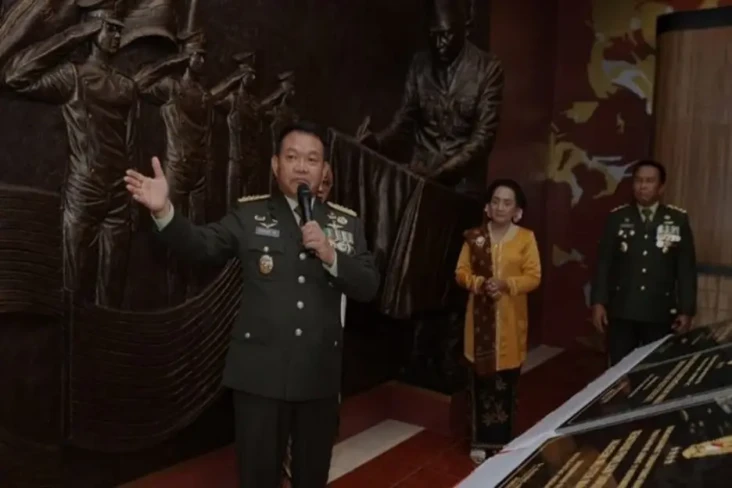 KSAD Dudung Dinilai...