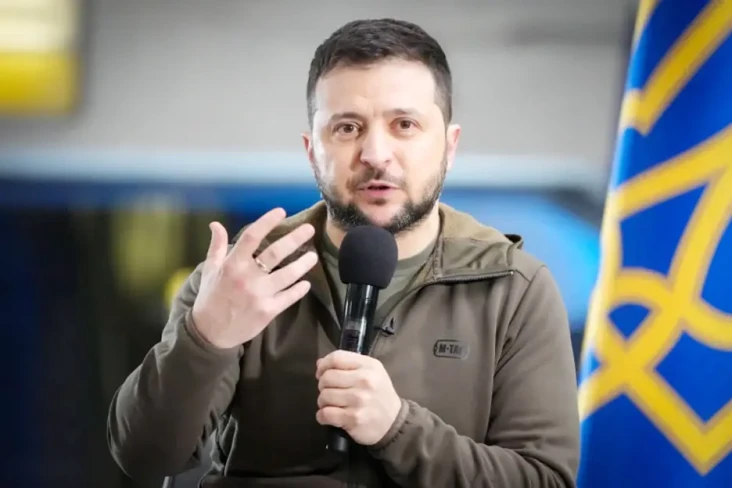 Zelensky: Rusia Gunakan...